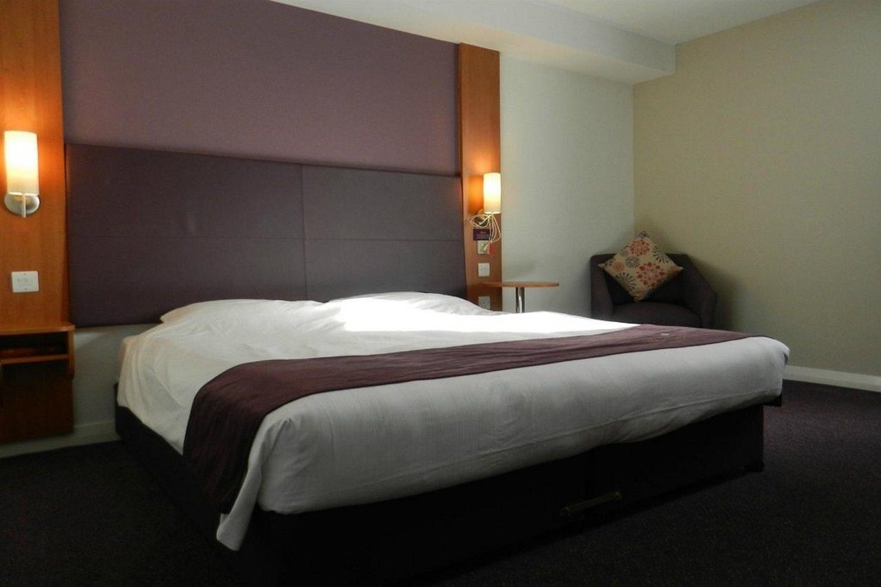 Premier Inn Edinburgh Park Exterior foto