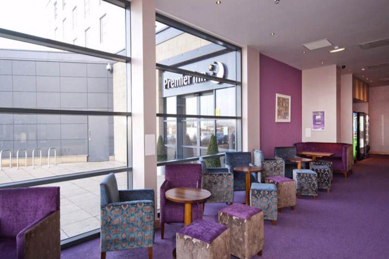 Premier Inn Edinburgh Park Exterior foto
