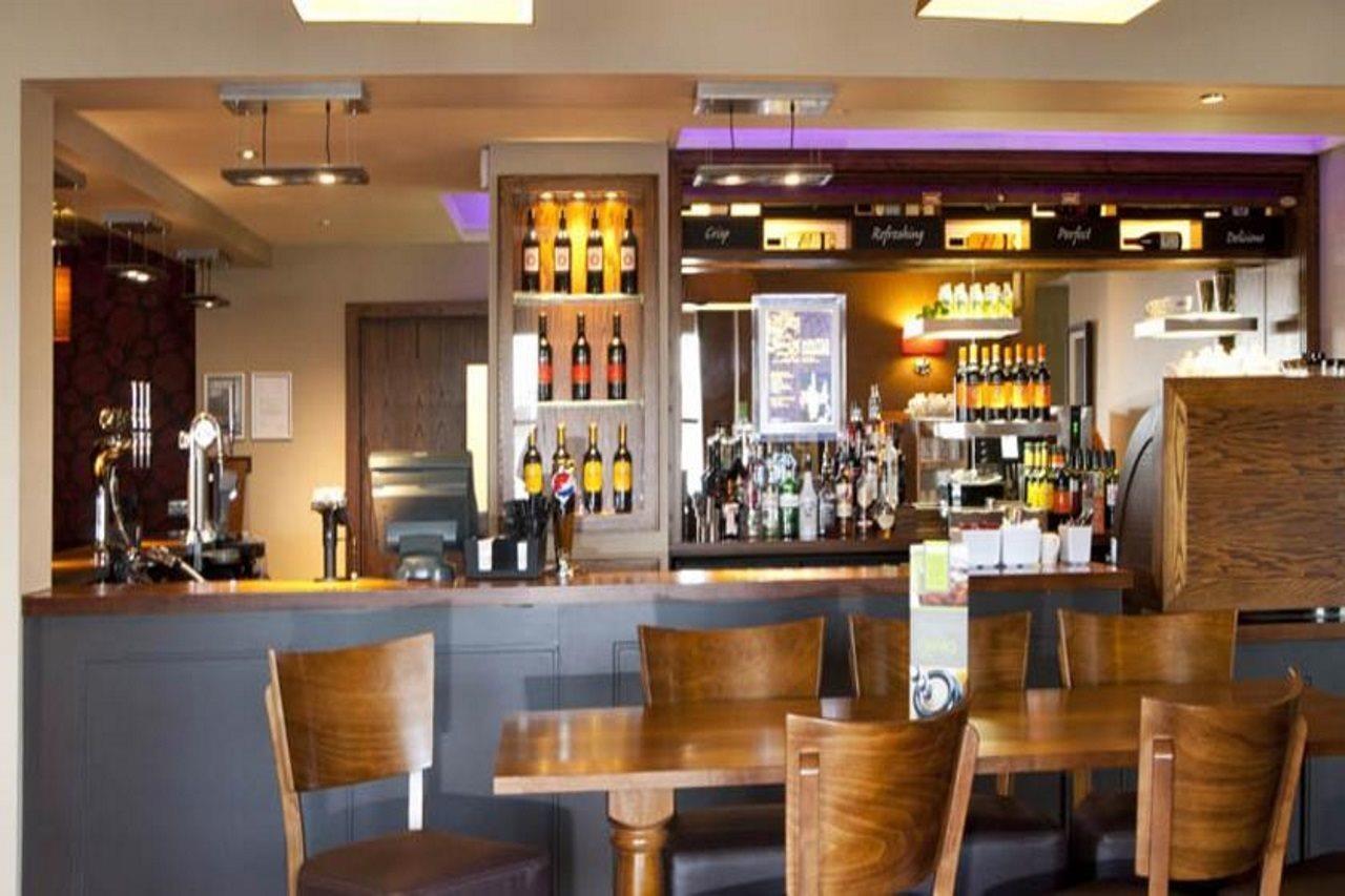 Premier Inn Edinburgh Park Exterior foto